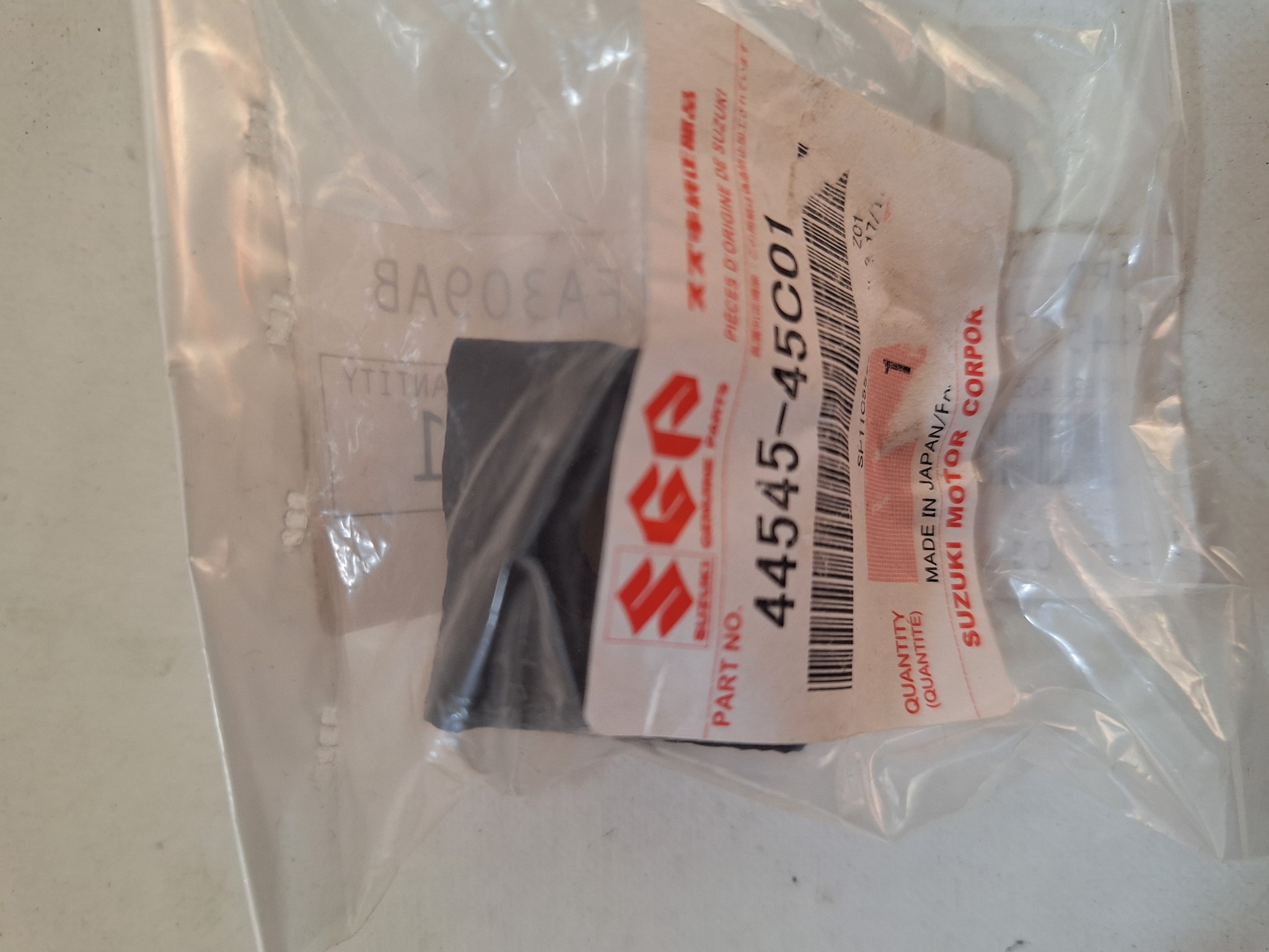 Picture of SUZUKI  UNTERLAGE  44545-45C01